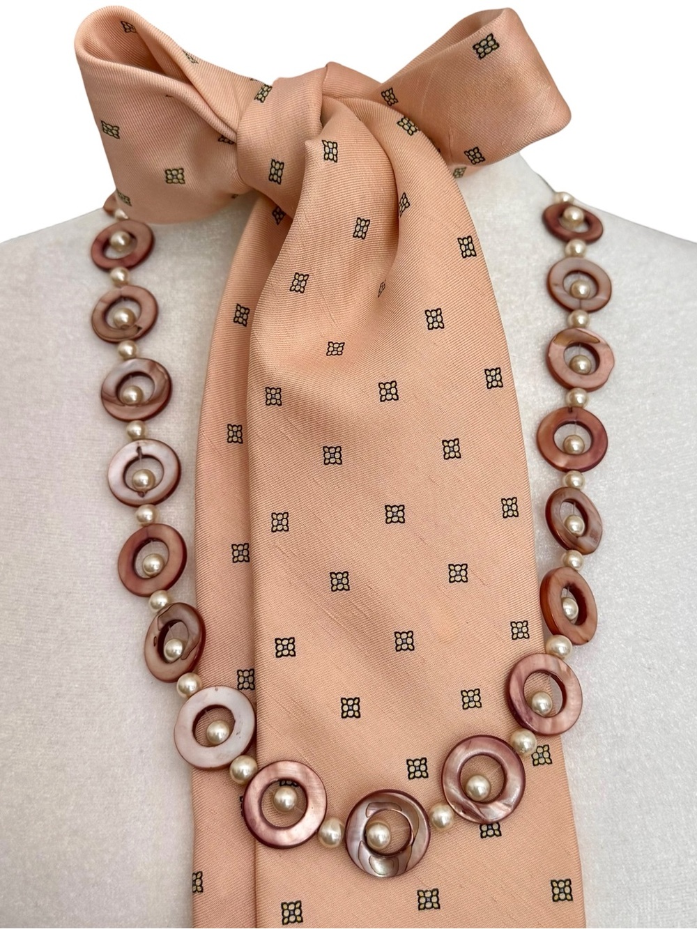 Pink Mother of Pearl Circle Disc Faux Pearl   Statement Jewelry Necklace